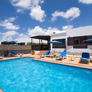 https://villa-venus.in-canary-islands.com