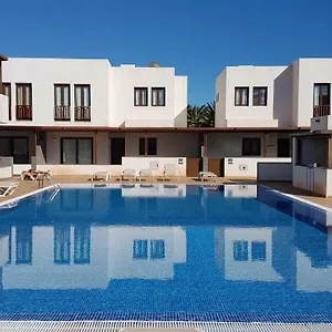https://comfy-duplex-in-puerto-calero.in-canary-islands.com