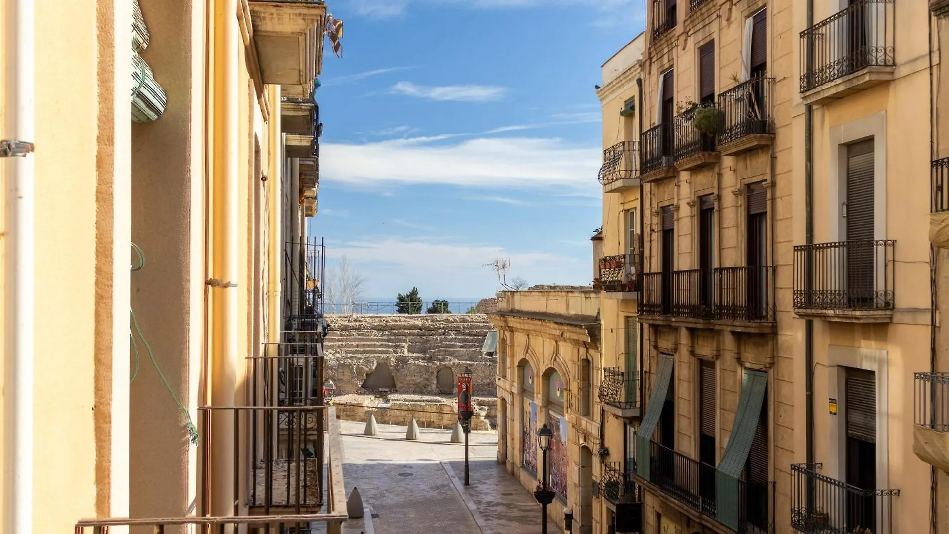 Grooovy Duplex Amb Terrassa Apartment Tarragona 0*,  Spain