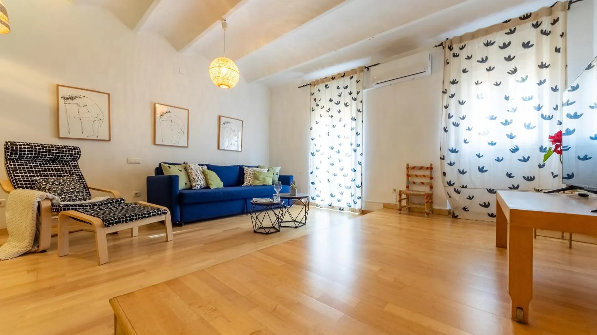 Grooovy Duplex Amb Terrassa Apartment Tarragona Spain