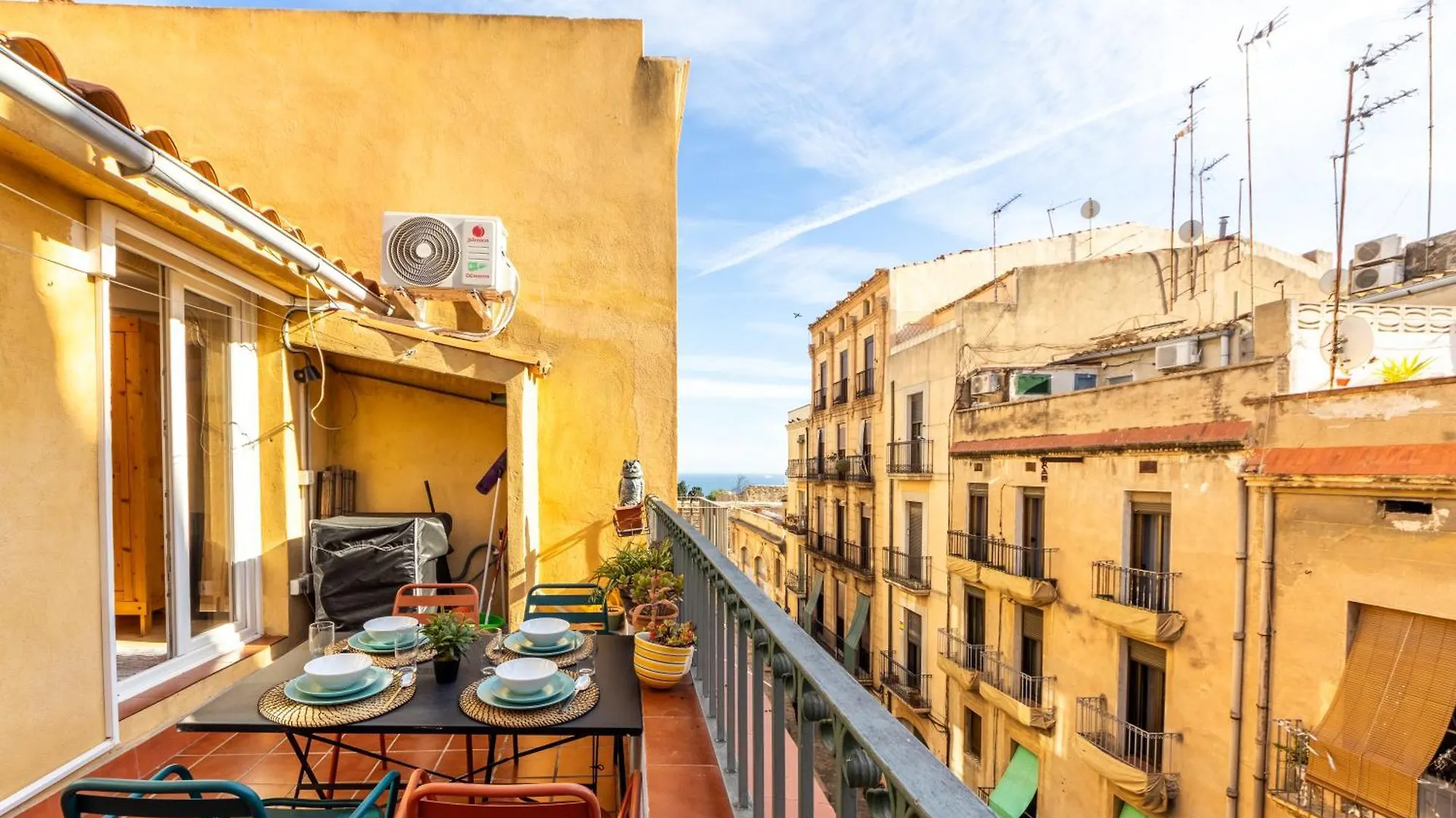 Grooovy Duplex Amb Terrassa Apartment Tarragona Spain